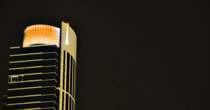Illustration for article titled Who Needs a Weatherman? These Buildings Tell You the ForecastĀ